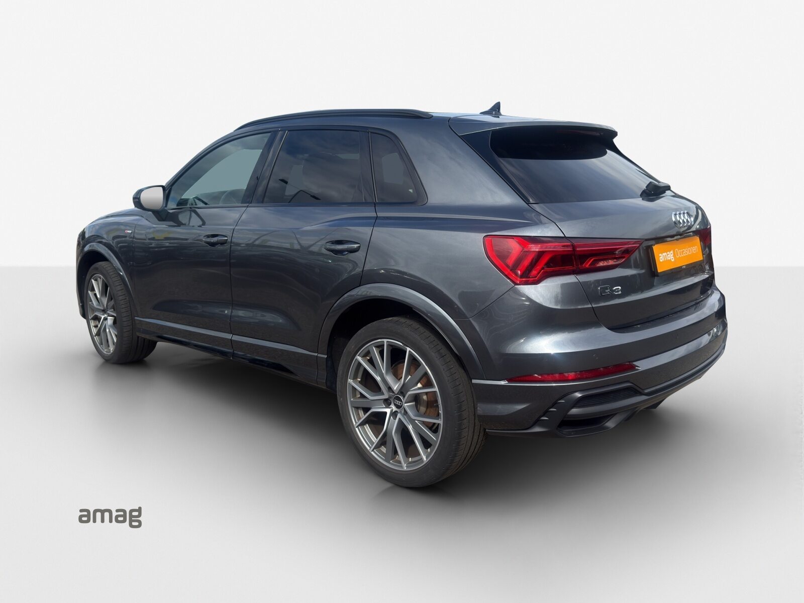 AUDI Q3 35 TFSI S line Attraction, Benzin, Occasion / Gebraucht, Automatik - 3