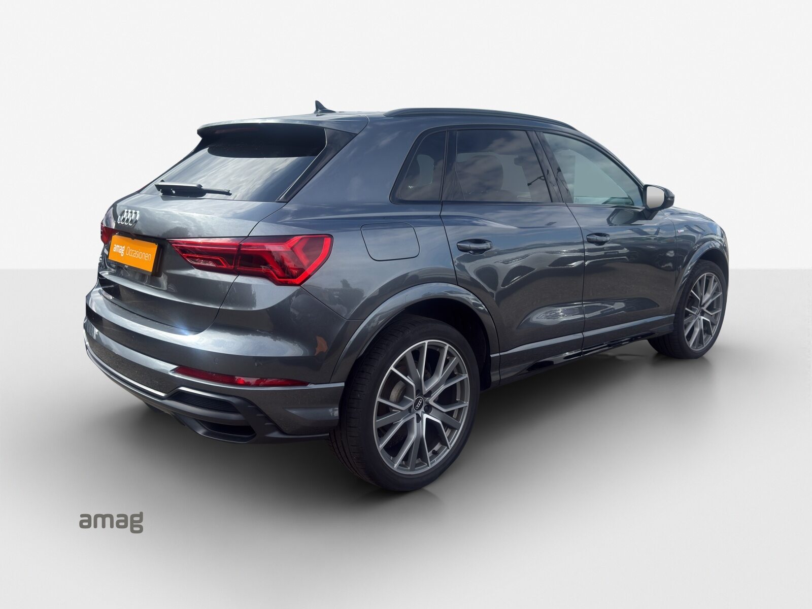 AUDI Q3 35 TFSI S line Attraction, Benzin, Occasion / Gebraucht, Automatik - 5