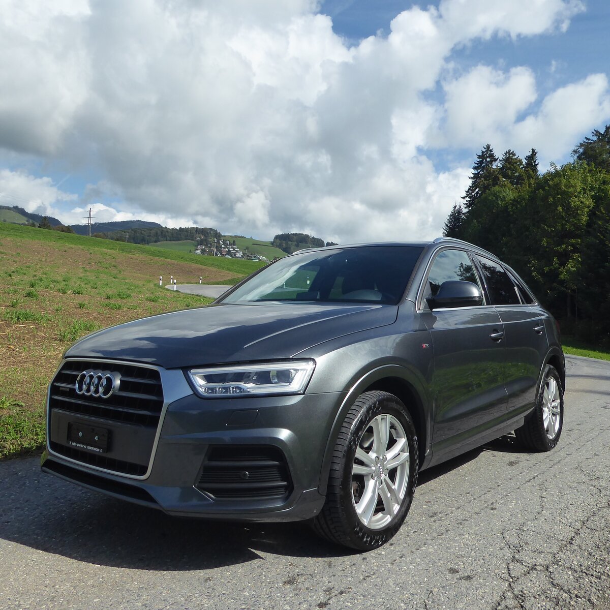 AUDI Q3 2.0 TDI quattro S-tronic