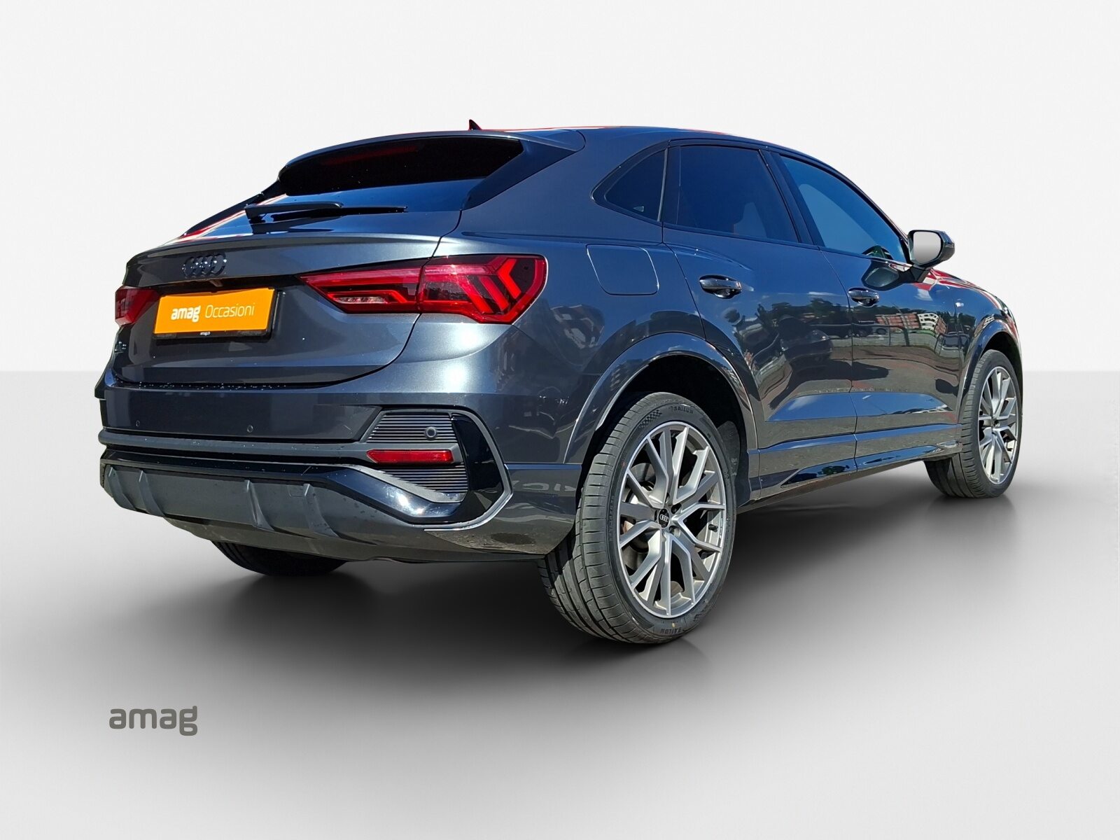 AUDI Q3 Sportback 45 TFSI e S line, Hybride Intégral Essence/Électricité, Occasion / Utilisé, Automatique - 5