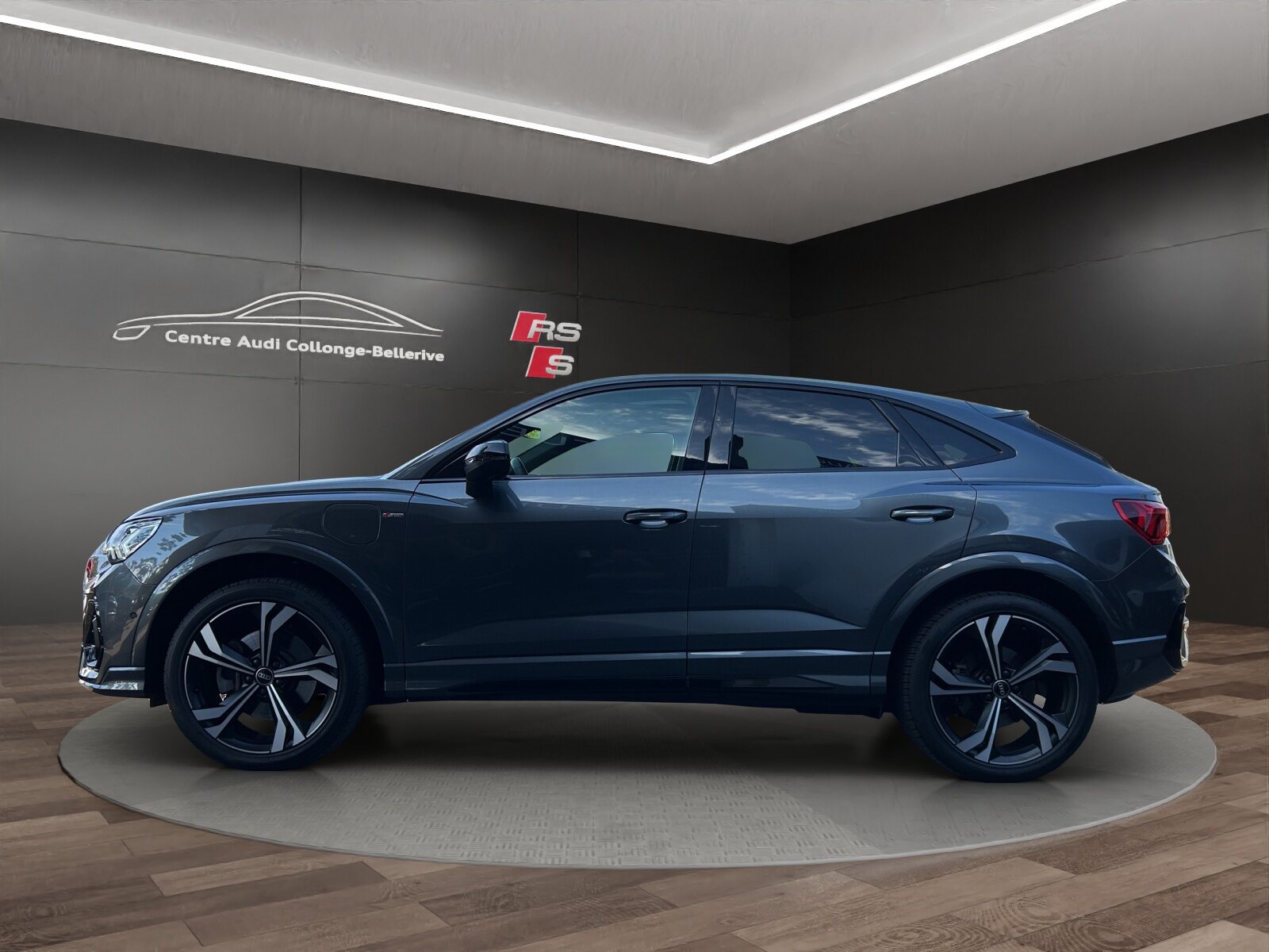AUDI Q3 Sportback 45 TFSI e S line, Hybride Intégral Essence/Électricité, Occasion / Utilisé, Automatique - 3