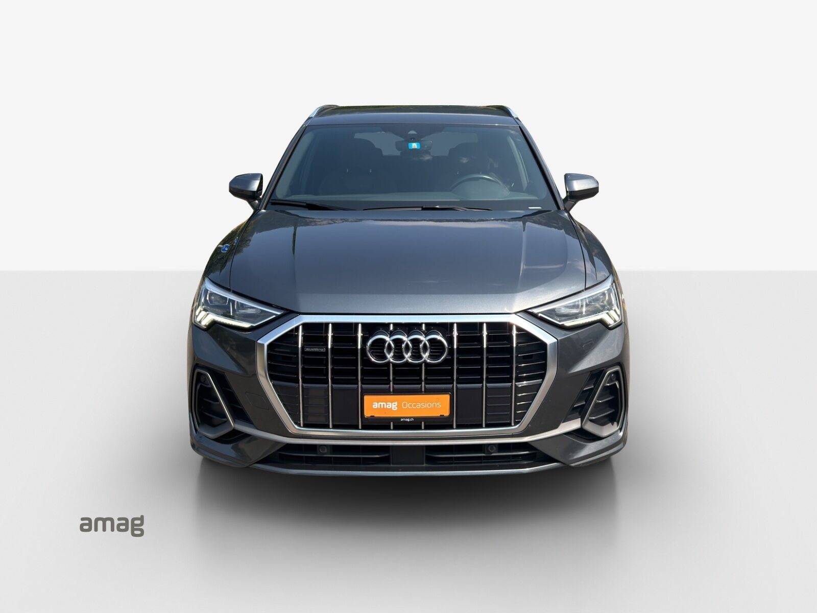 AUDI Q3 40 TFSI S line, Essence, Occasion / Utilisé, Automatique - 7