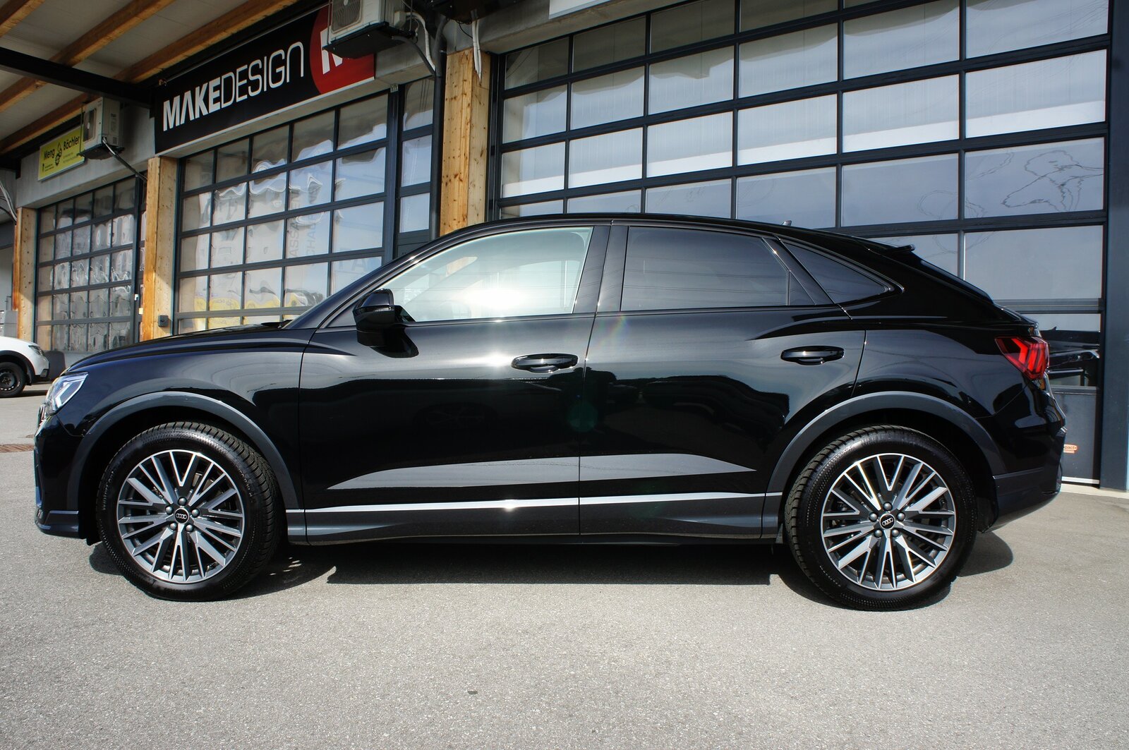 AUDI Q3 Sportback 35 TFSI S line Attraction S-tronic, Benzina, Occasioni / Usate, Automatico - 2