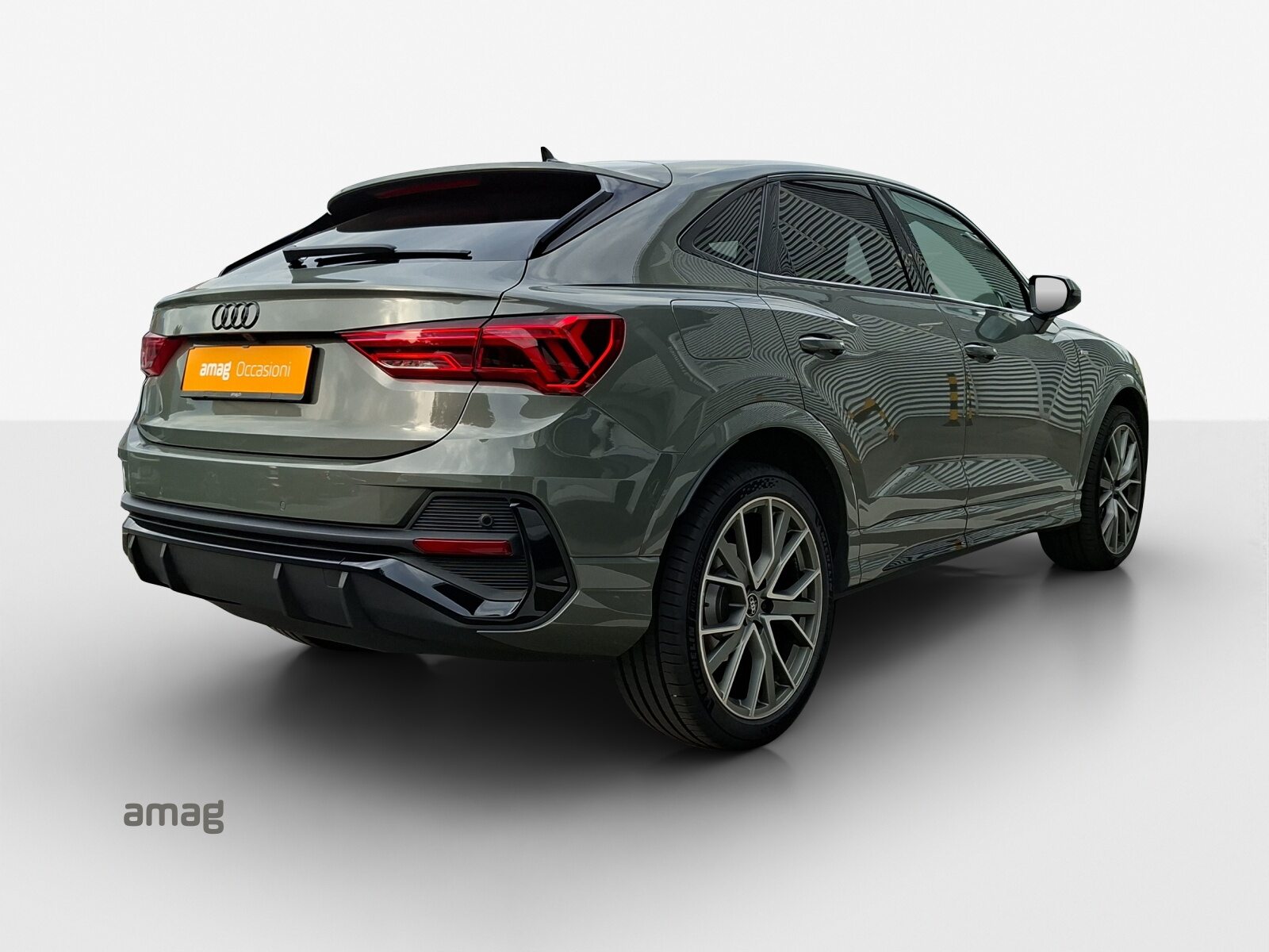 AUDI Q3 Sportback 35 TFSI S line Attraction, Benzin, Occasion / Gebraucht, Automatik - 5