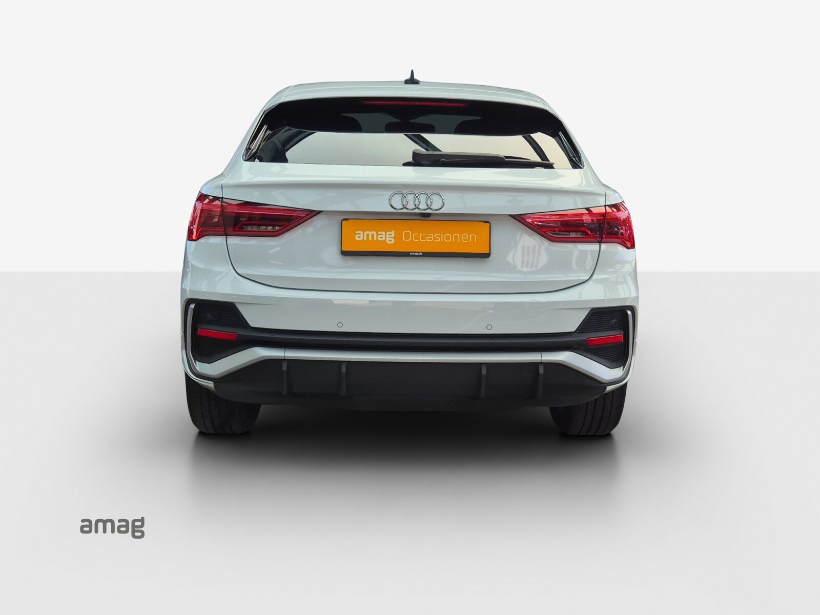 AUDI Q3 Sportback 35 TFSI S line Attraction, Benzin, Occasion / Gebraucht, Automatik - 3