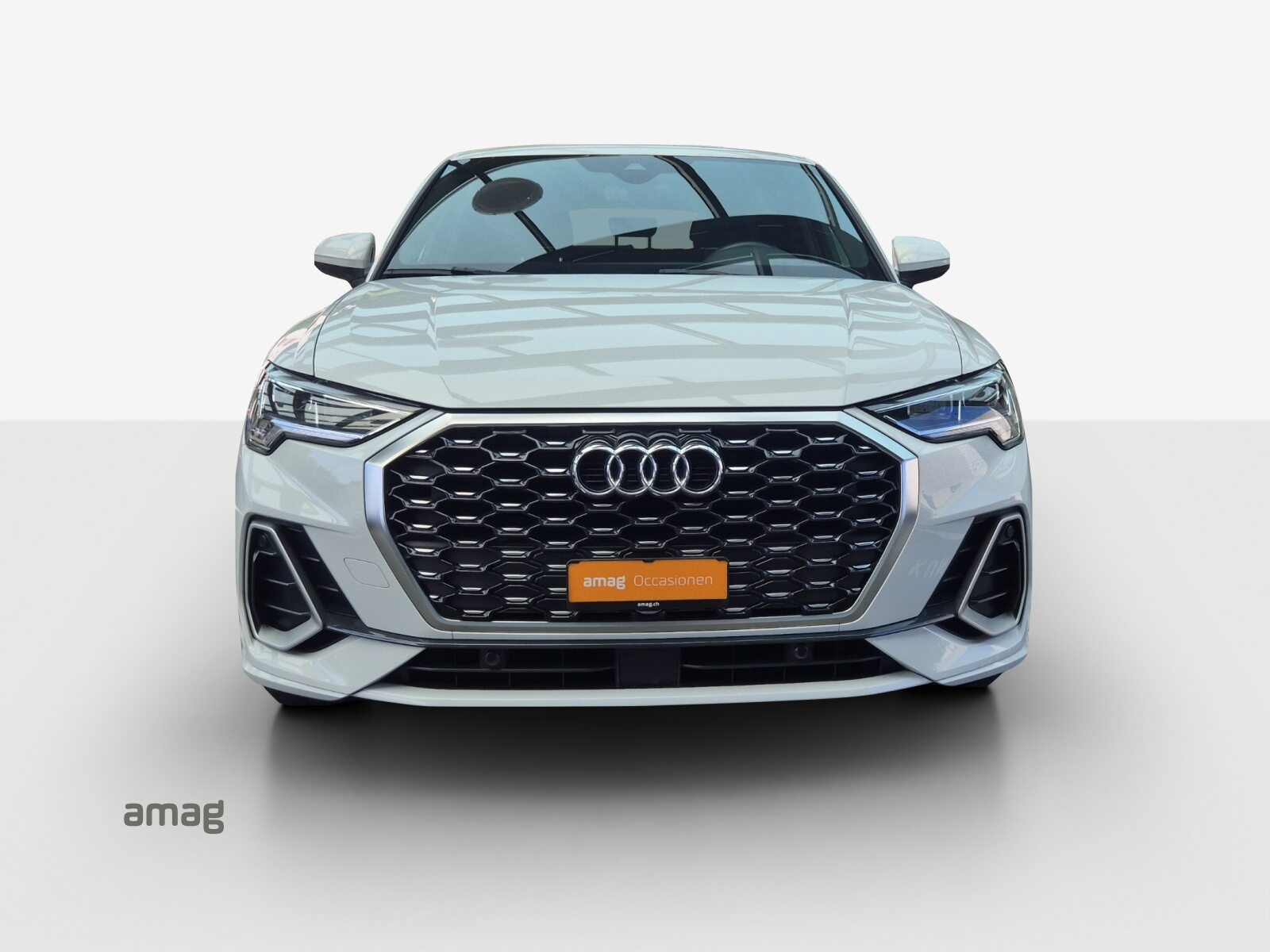 AUDI Q3 Sportback 35 TFSI S line Attraction, Benzin, Occasion / Gebraucht, Automatik - 7