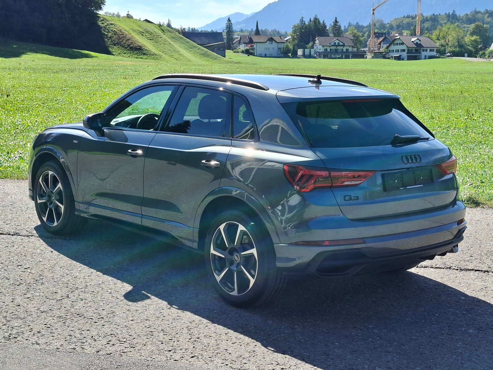 AUDI Q3 35 TFSI S line Attraction S-tronic *inkl. CH-Audi Ga, Benzin, Occasion / Gebraucht, Automatik - 4