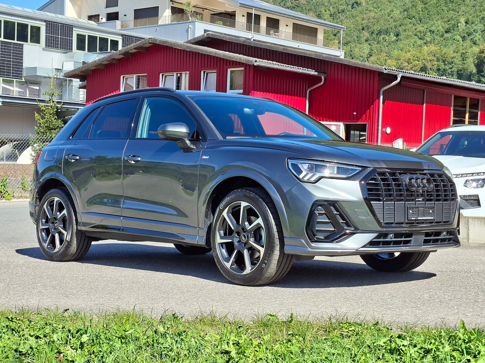 AUDI Q3 35 TFSI S line Attraction S-tronic *inkl. CH-Audi Ga, Benzin, Occasion / Gebraucht, Automatik - 5