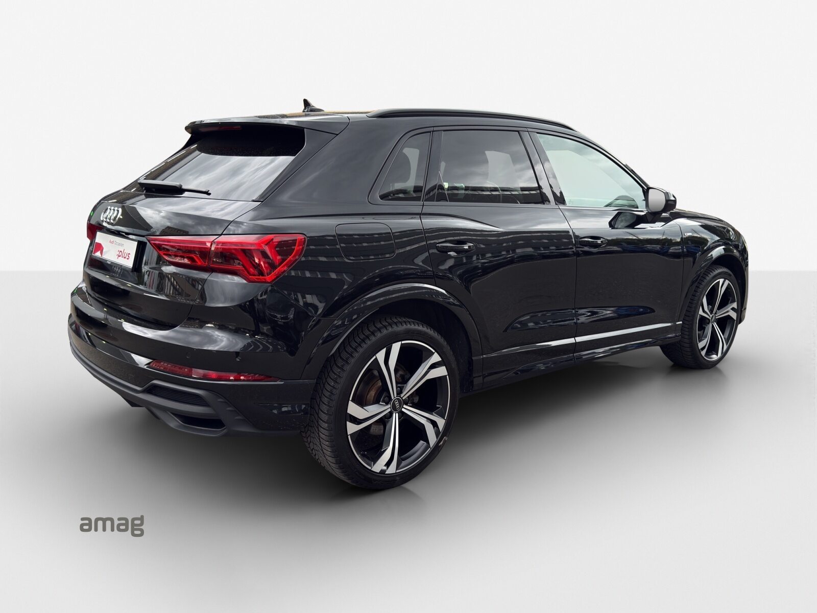 AUDI Q3 35 TFSI S line Attraction, Benzin, Occasion / Gebraucht, Automatik - 5