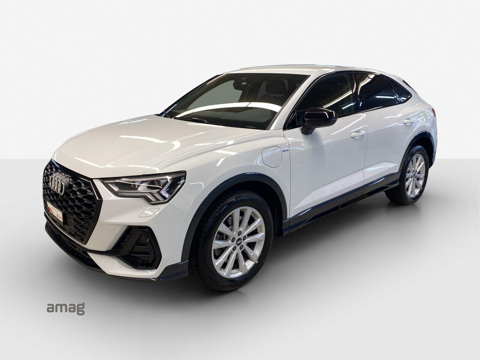 AUDI Q3 Sportback 45 TFSI e S line