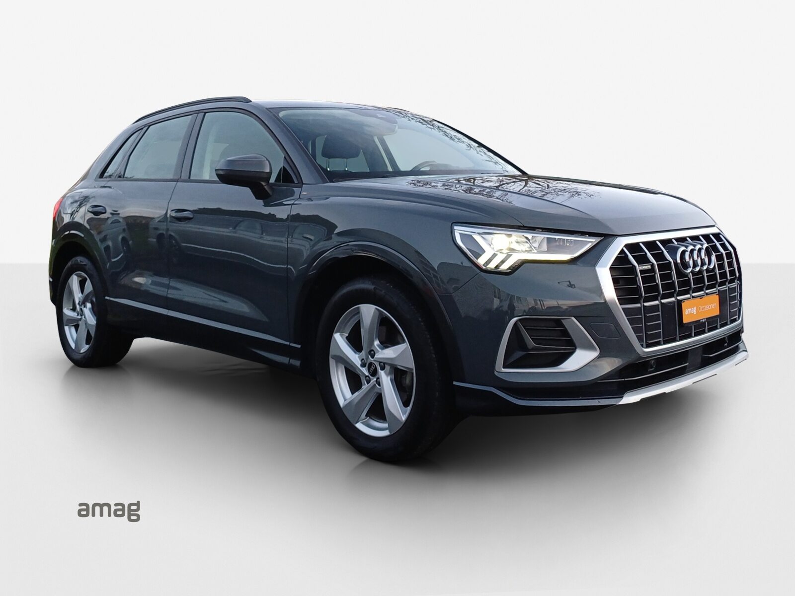 AUDI Q3 35 TDI advanced, Diesel, Second hand / Used, Automatic - 6