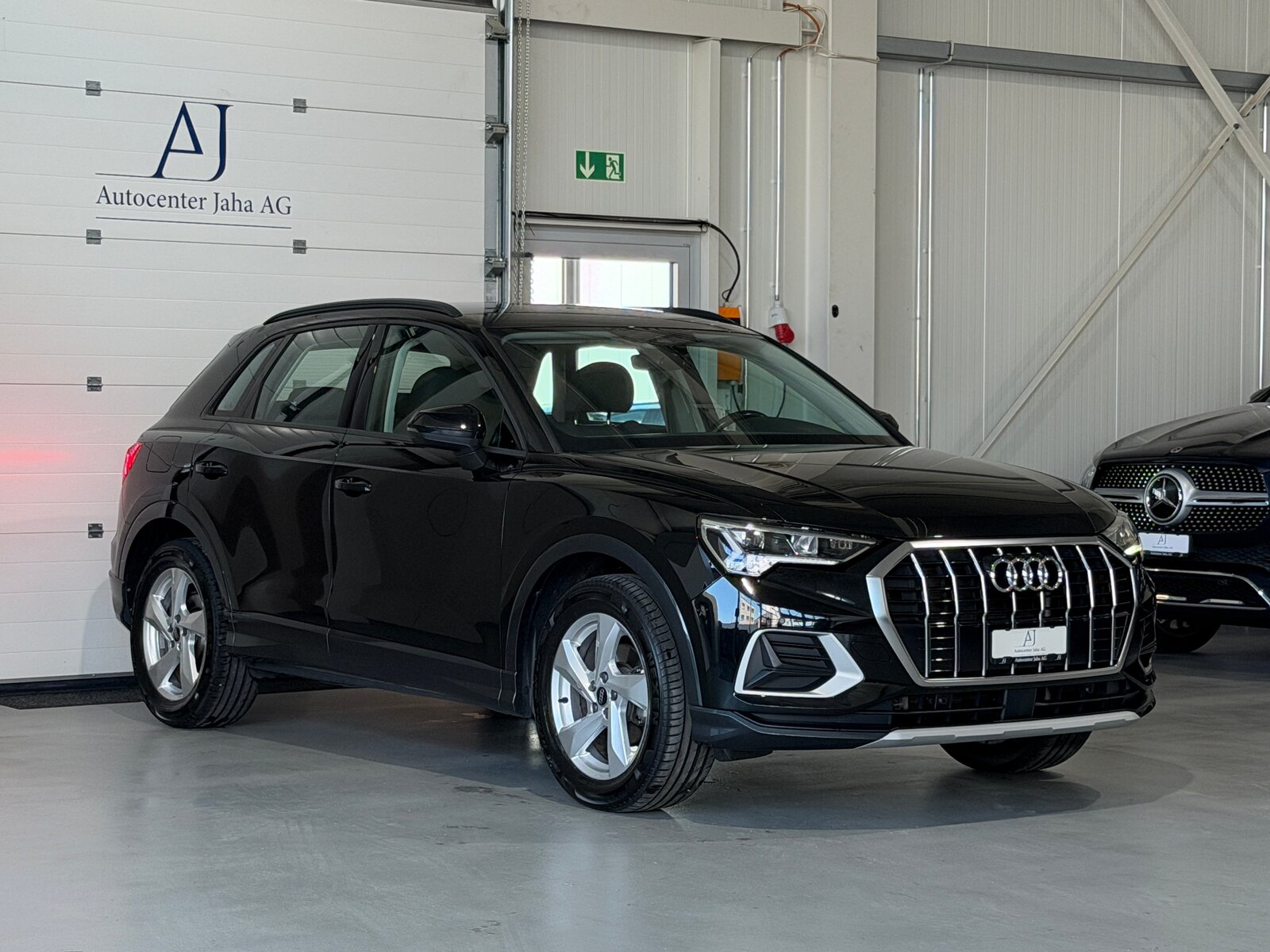 AUDI Q3 35 TFSI advanced Attraction S-tronic, Benzin, Occasion / Gebraucht, Automatik - 5