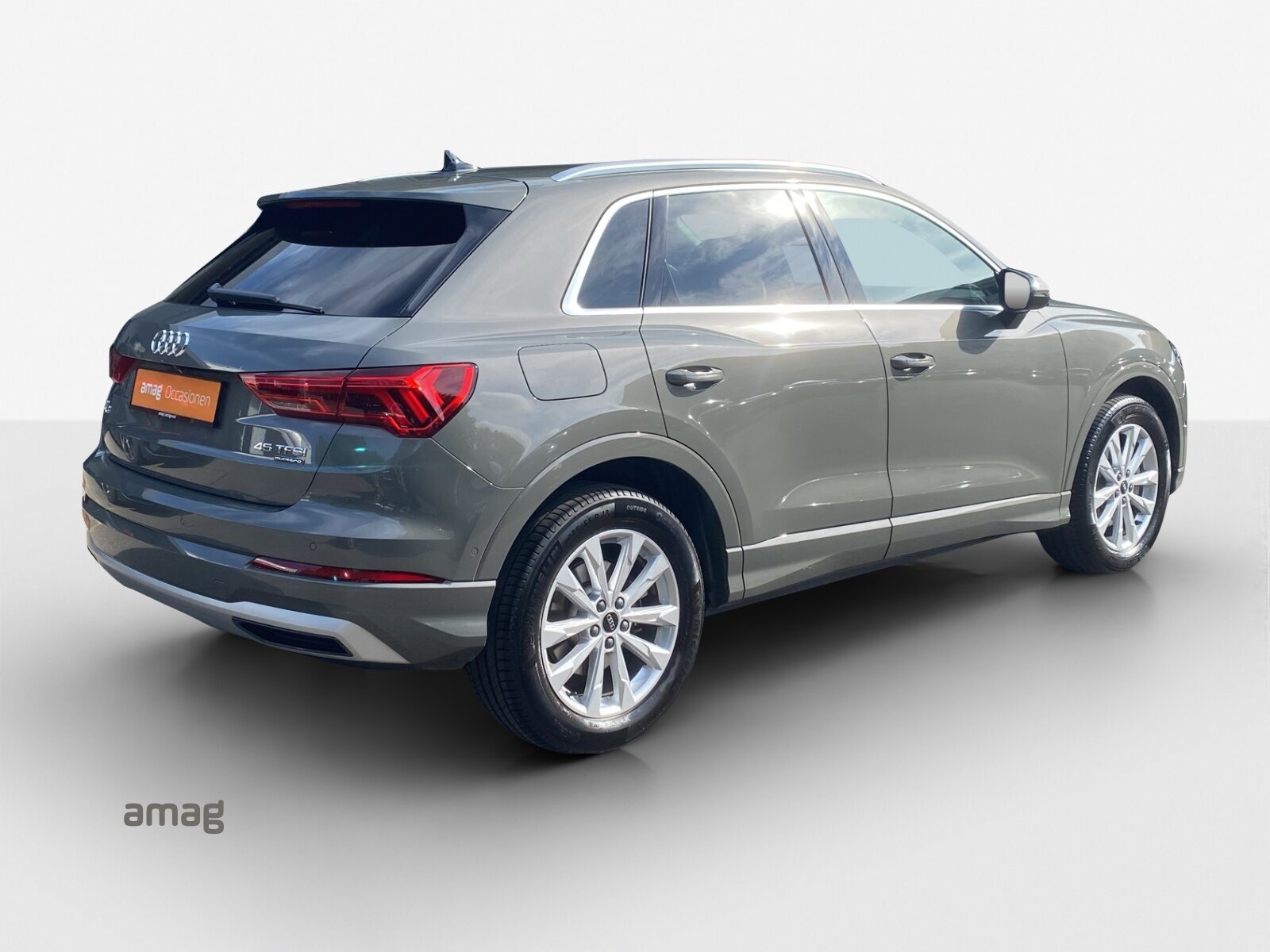 AUDI Q3 45 TFSI advanced, Benzin, Occasion / Gebraucht, Automatik - 5