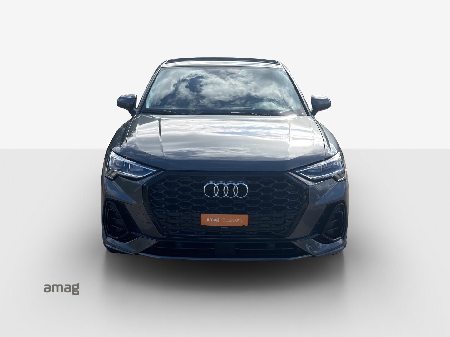 AUDI Q3 Sportback 35 TFSI S line, Benzin, Occasion / Gebraucht, Automatik - 7