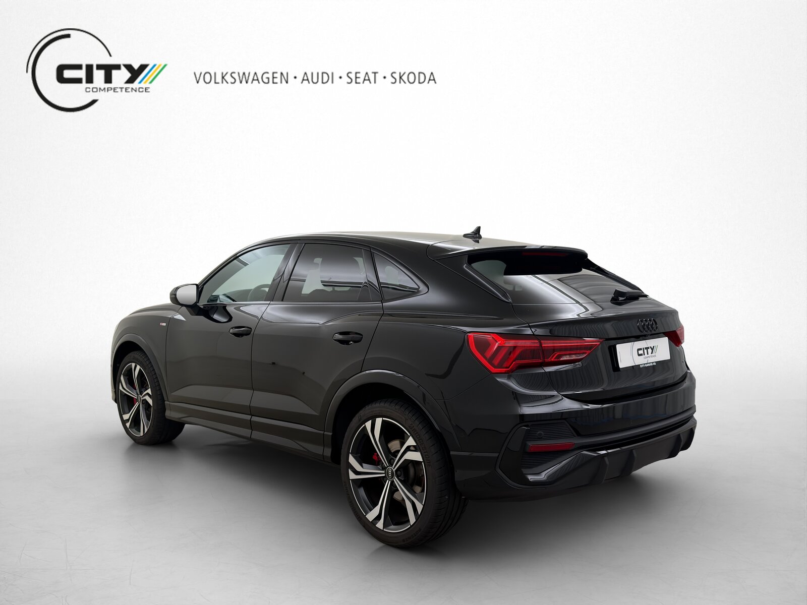 AUDI Q3 Sportback 2.0 45 TFSI S-line, Benzin, Occasion / Gebraucht, Automatik - 2