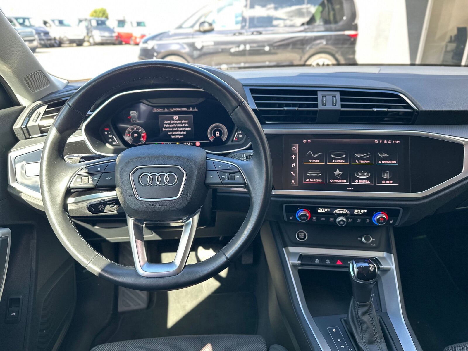 AUDI Q3 35 TDI S line quattro S-tronic, Diesel, Occasion / Gebraucht, Automatik - 7