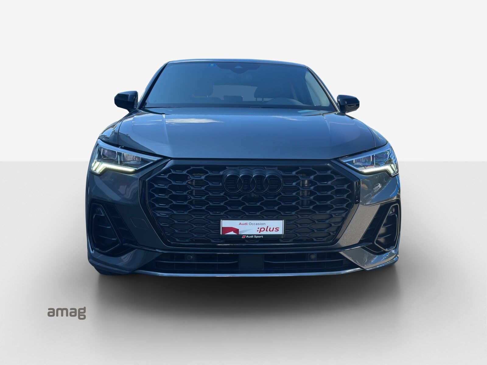 AUDI Q3 Sportback 35 TFSI S line Attraction, Benzin, Occasion / Gebraucht, Automatik - 2