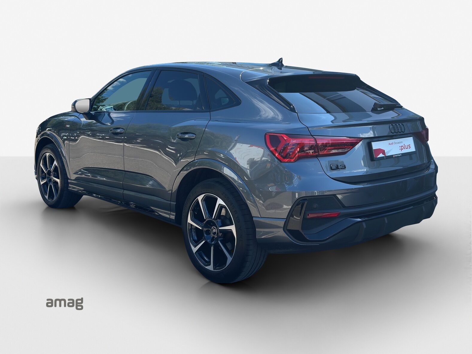 AUDI Q3 Sportback 35 TFSI S line Attraction, Benzin, Occasion / Gebraucht, Automatik - 4