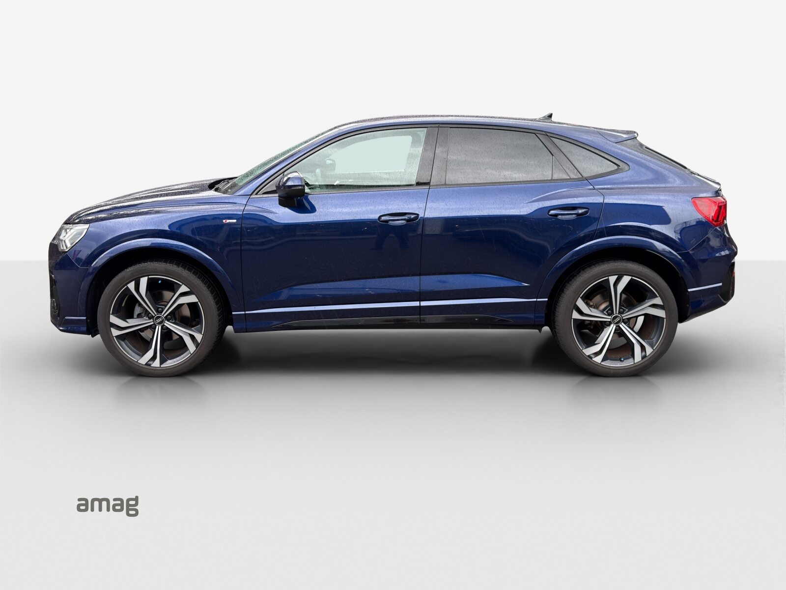 AUDI Q3 Sportback 35 TFSI S line Attraction, Petrol, Second hand / Used, Automatic - 2