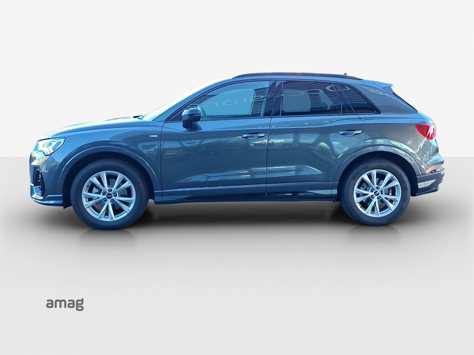 AUDI Q3 35 TFSI S line Attraction, Benzin, Occasion / Gebraucht, Automatik - 2