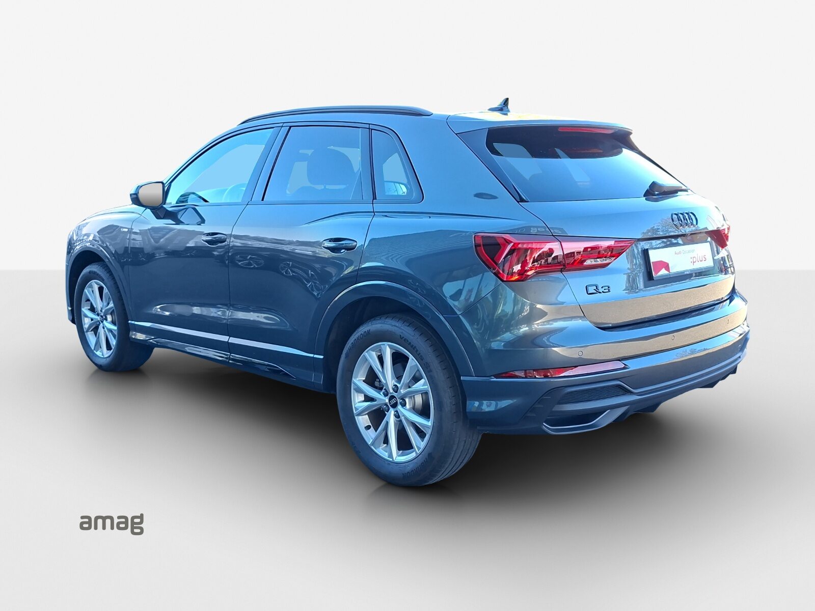 AUDI Q3 35 TFSI S line Attraction, Benzin, Occasion / Gebraucht, Automatik - 3