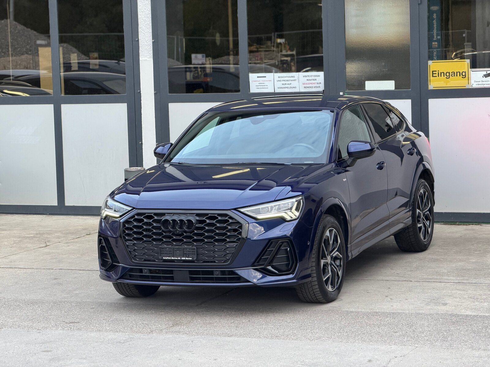 AUDI Q3 Sportback 35 TFSI S line Attraction S-tronic, Mild-Hybrid Benzin/Elektro, Occasion / Gebraucht, Automatik - 2