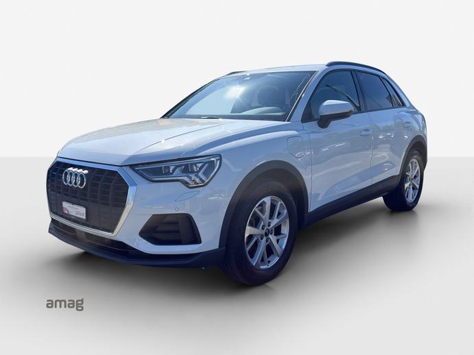 AUDI Q3 45 TFSI e Attraction, Hybride Integrale Benzina/Elettrica, Occasioni / Usate, Automatico