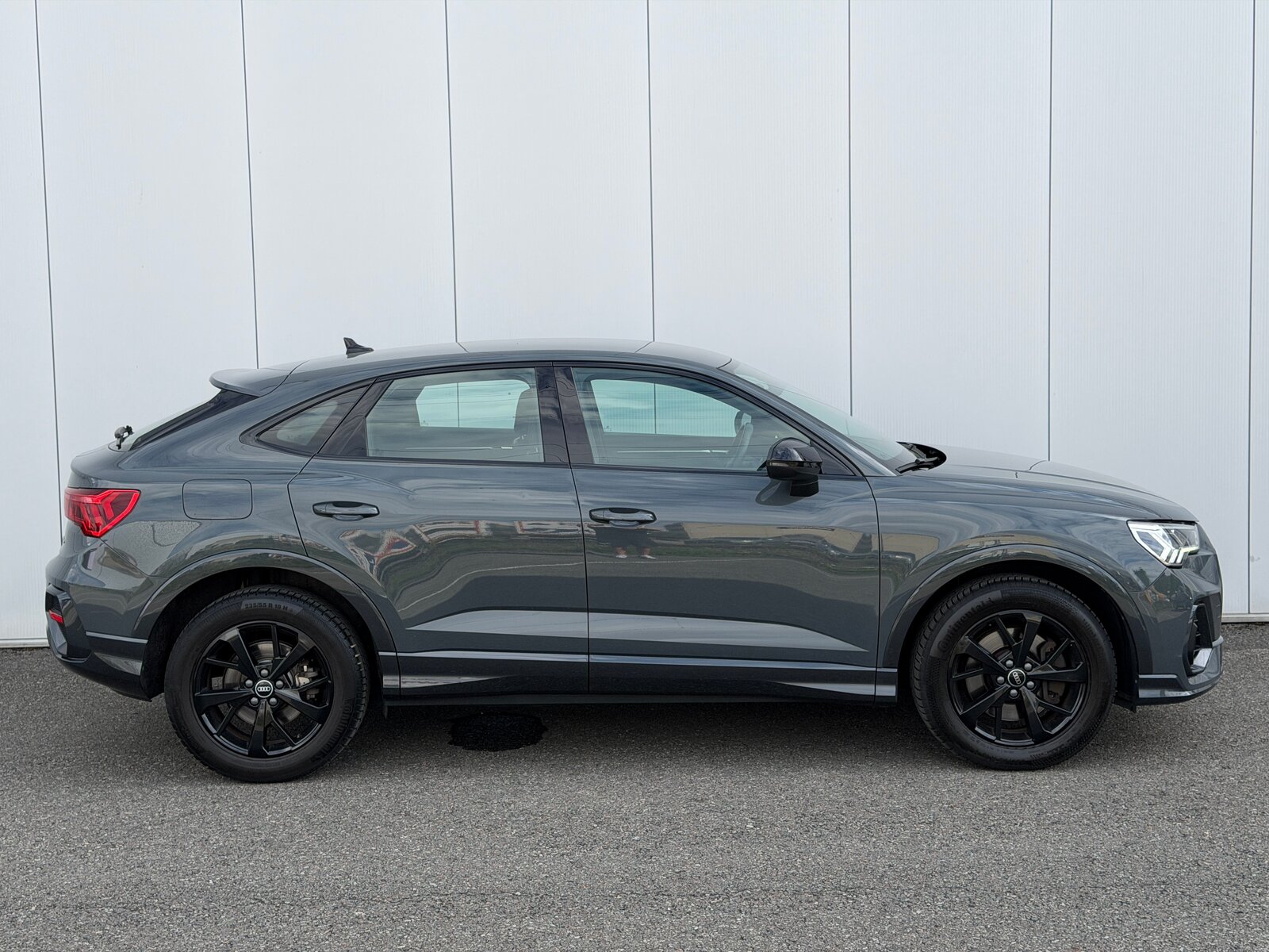 AUDI Q3 Sportback 40 TDI S line quattro S-tronic, Diesel, Occasion / Gebraucht, Automatik - 3
