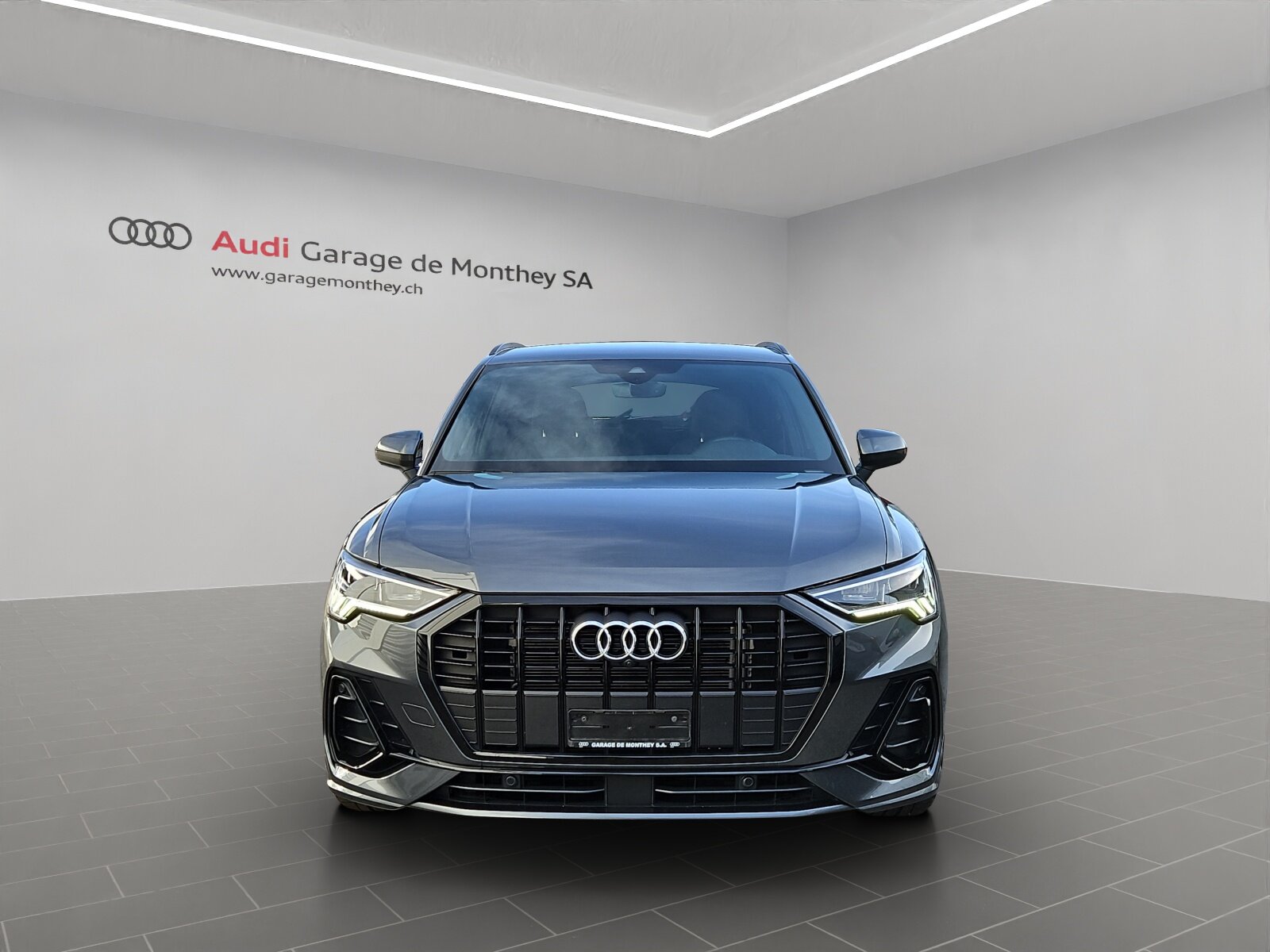 AUDI Q3 35 TFSI S line Attraction S-tronic, Essence, Occasion / Utilisé, Automatique - 4