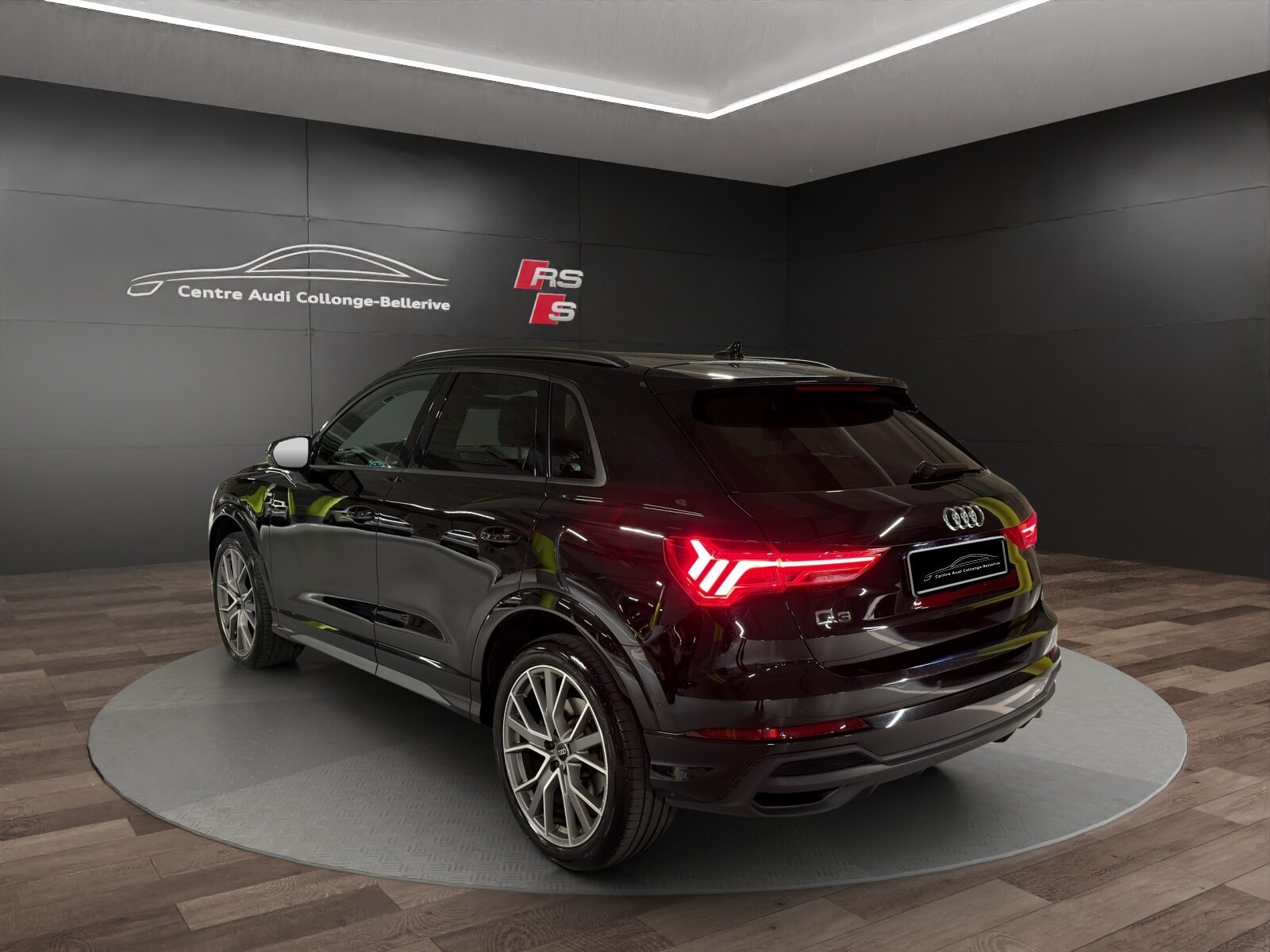 AUDI Q3 45 TFSI e S line, Voll-Hybrid Benzin/Elektro, Occasion / Gebraucht, Automatik - 4