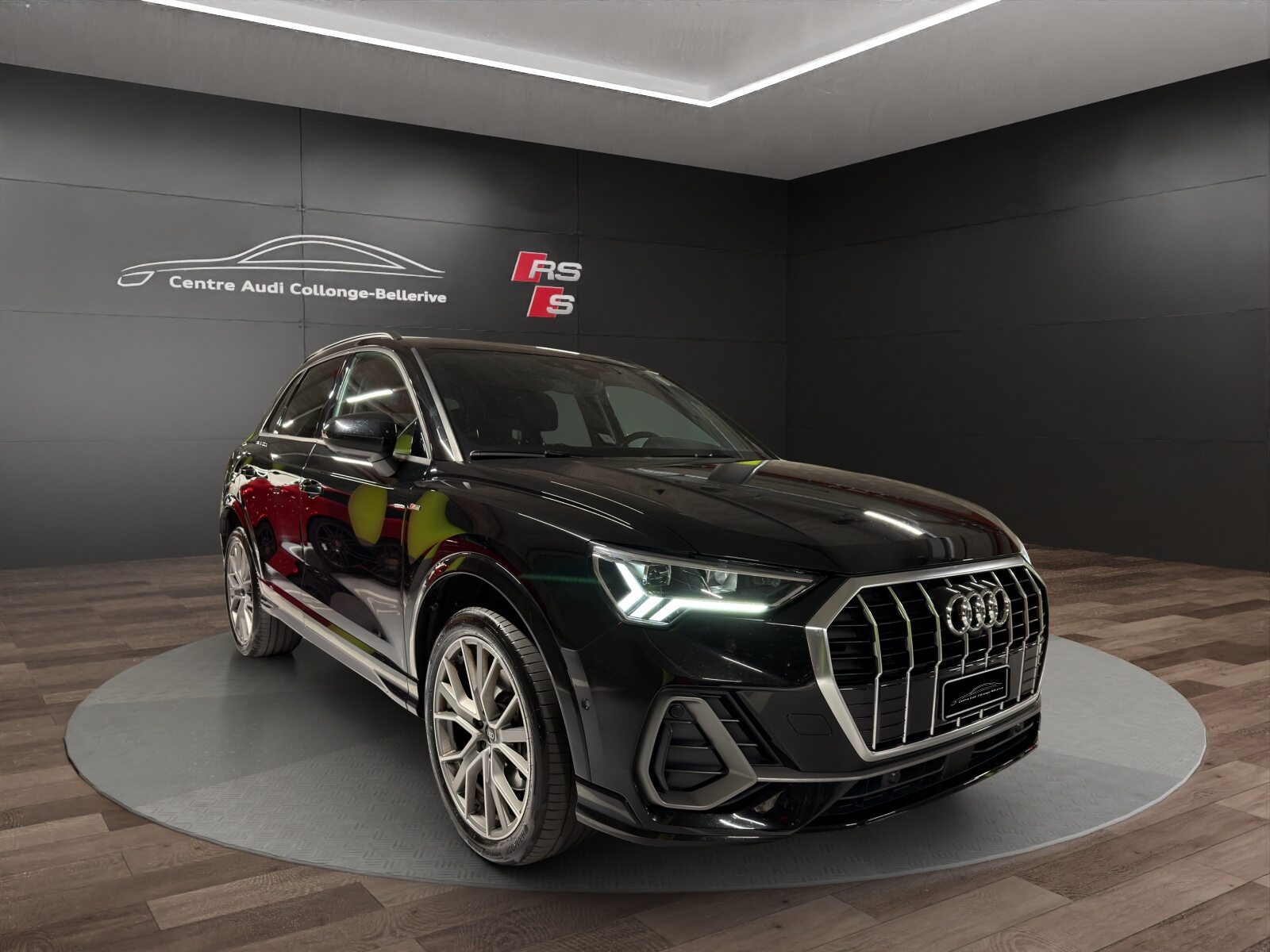 AUDI Q3 45 TFSI e S line, Voll-Hybrid Benzin/Elektro, Occasion / Gebraucht, Automatik - 6