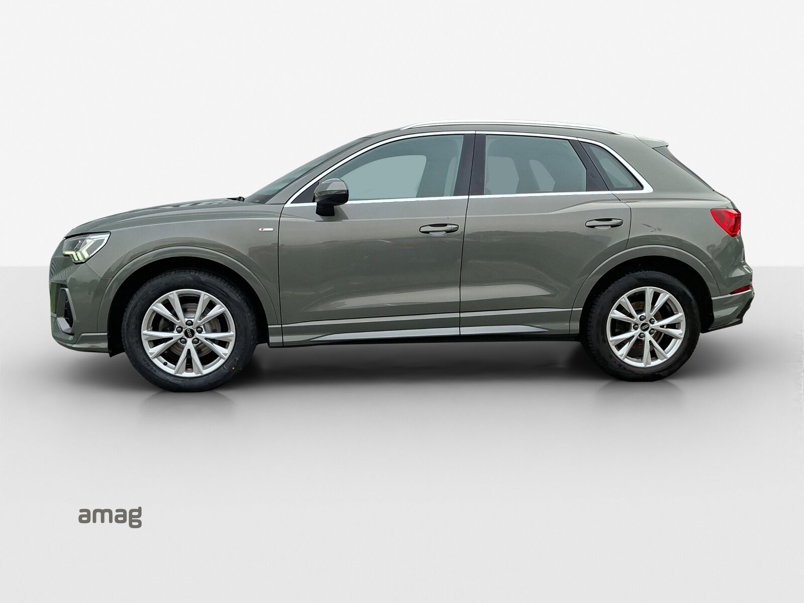 AUDI Q3 35 TFSI S line Attraction, Benzin, Occasion / Gebraucht, Automatik - 2