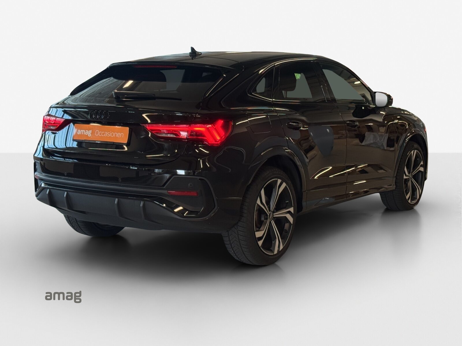 AUDI Q3 Sportback 35 TFSI S line Attraction, Benzina, Occasioni / Usate, Automatico - 5