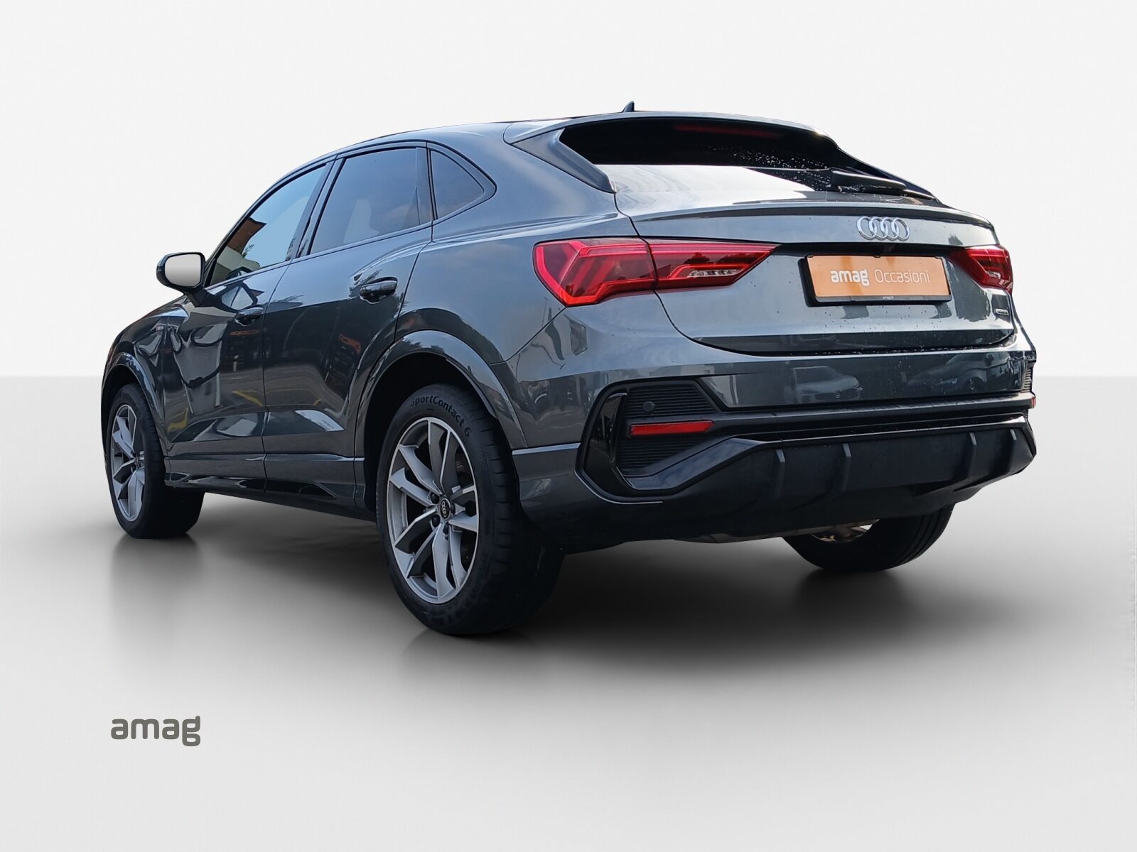 AUDI Q3 Sportback 40 TFSI S line, Petrol, Second hand / Used, Automatic - 3
