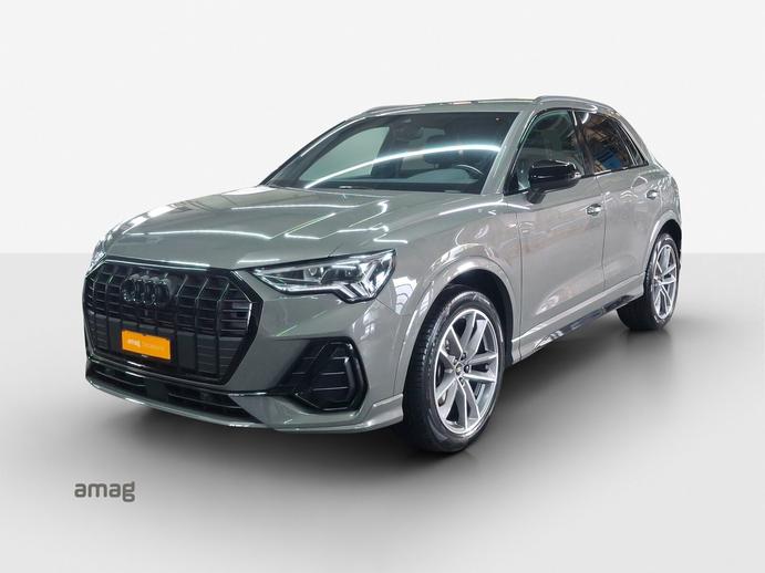 AUDI Q3 35 TFSI S line Attraction, Petrol, Second hand / Used, Automatic