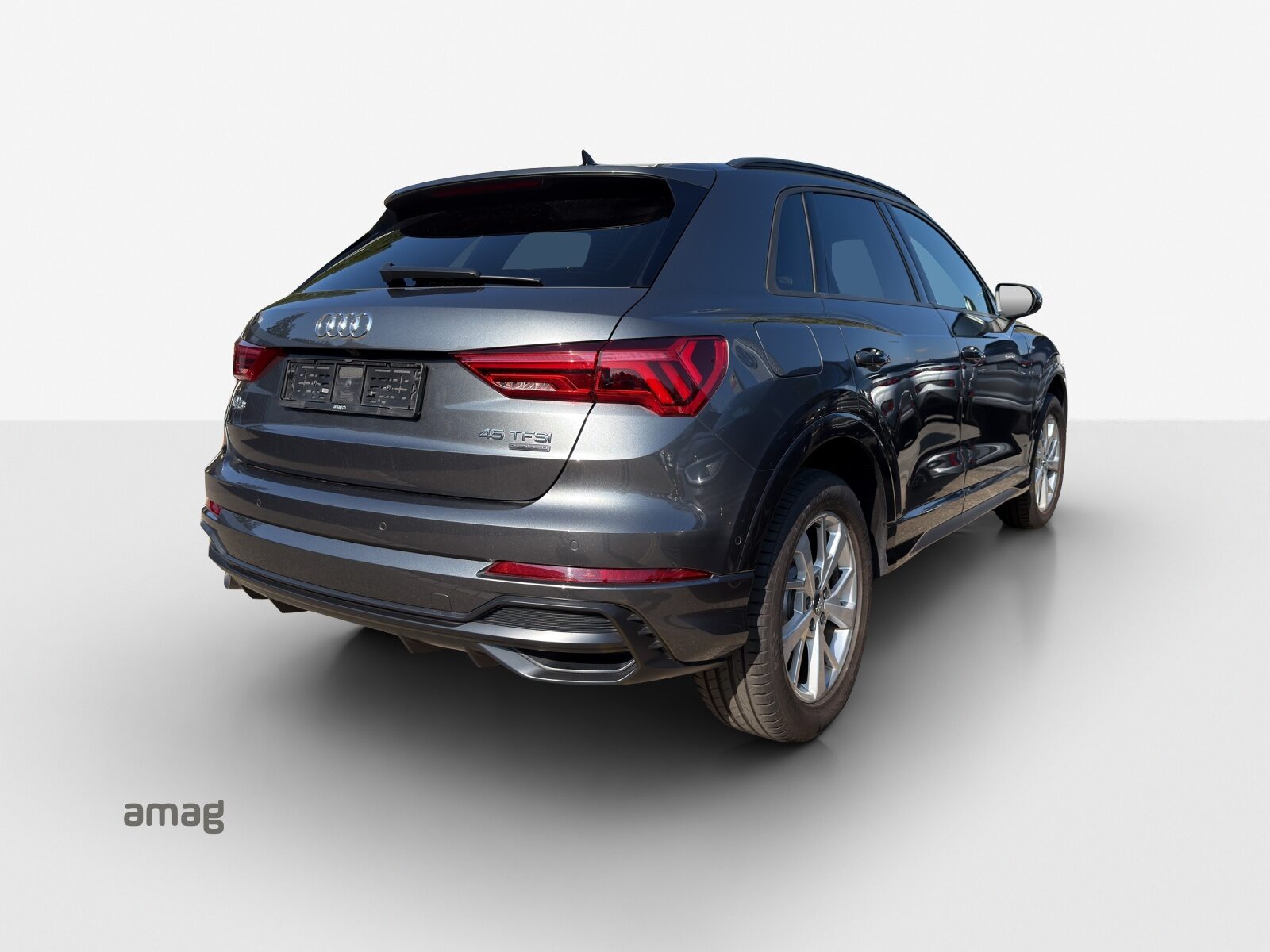 AUDI Q3 45 TFSI S line, Essence, Occasion / Utilisé, Automatique - 5