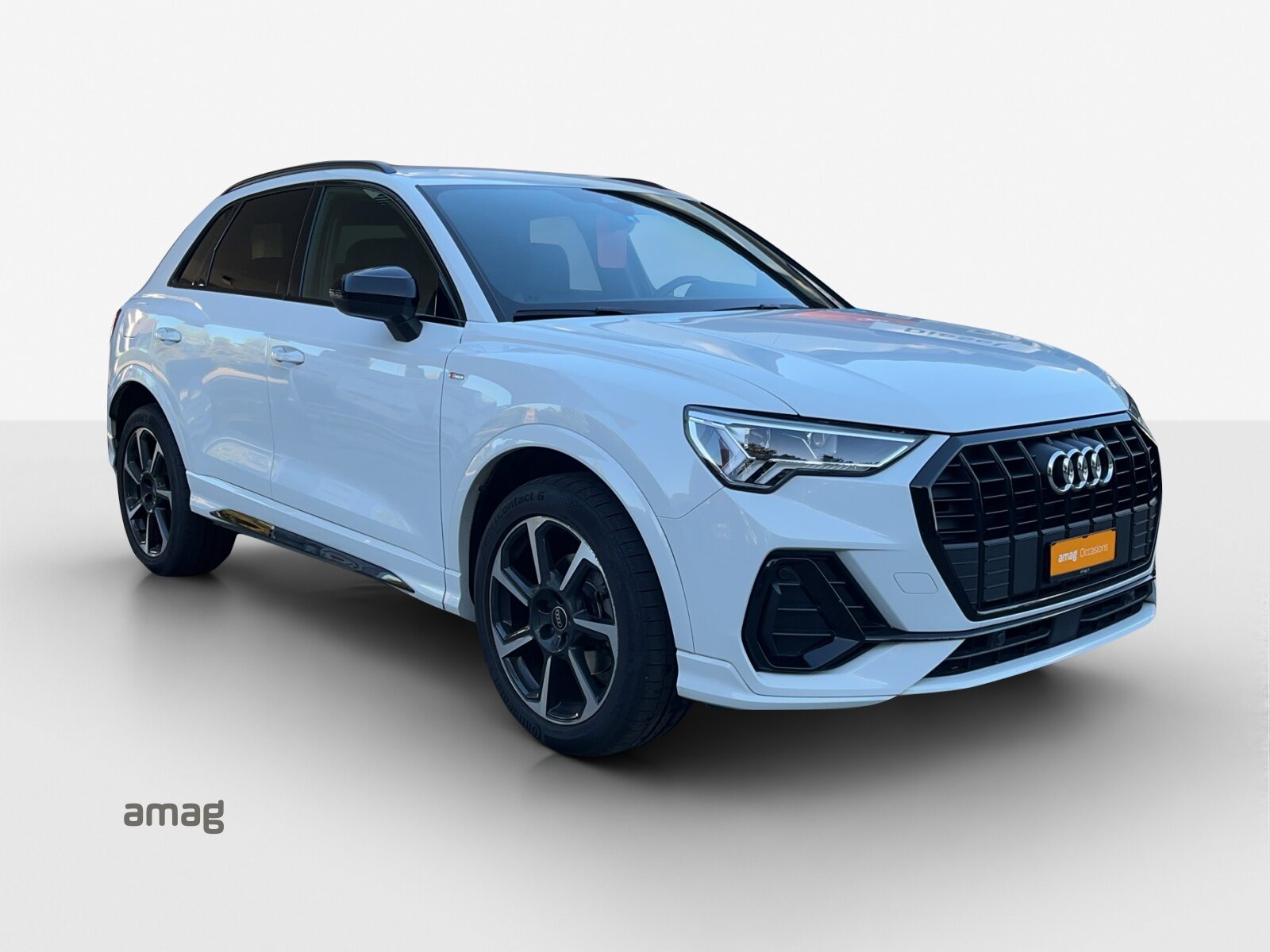 AUDI Q3 35 TFSI S line Attraction, Petrol, Second hand / Used, Automatic - 6