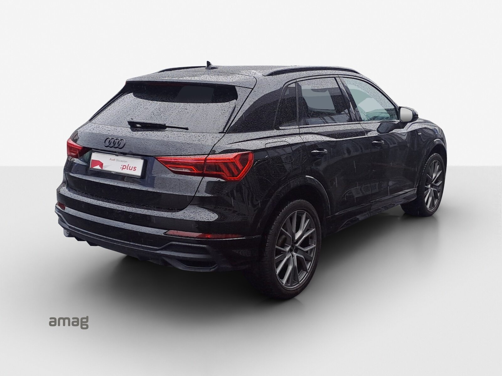 AUDI Q3 45 TFSI e S line, Full-Hybrid Petrol/Electric, Second hand / Used, Automatic - 5