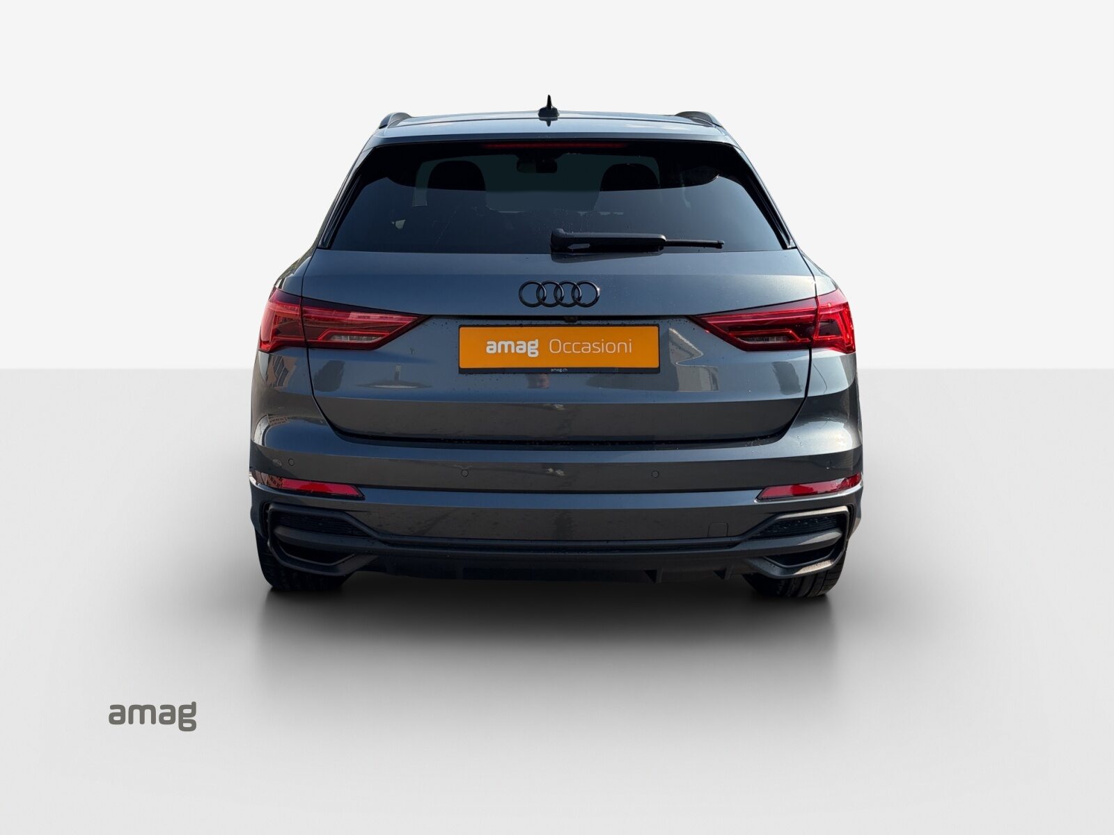 AUDI Q3 45 TFSI e S line, Hybride Intégral Essence/Électricité, Occasion / Utilisé, Automatique - 5