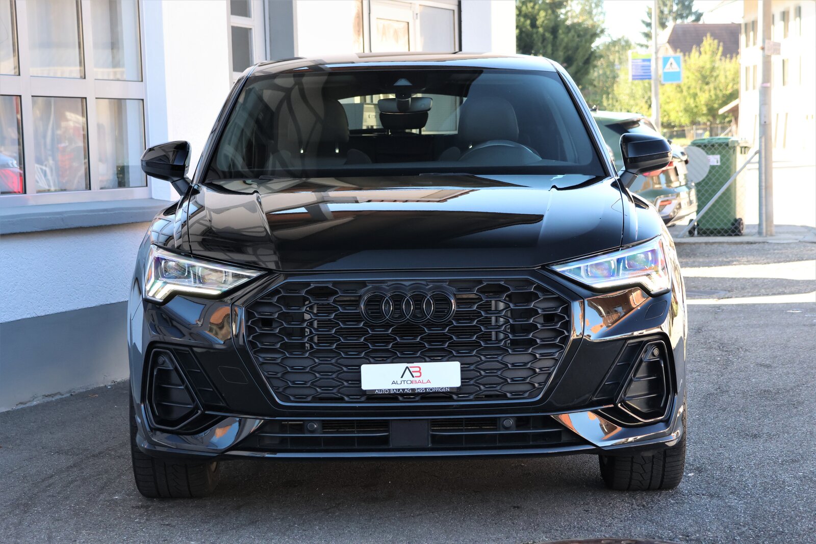 AUDI Q3 Sportback 35 TFSI S line Attraction S-tronic, Hybride Léger Essence/Électricité, Occasion / Utilisé, Automatique - 2