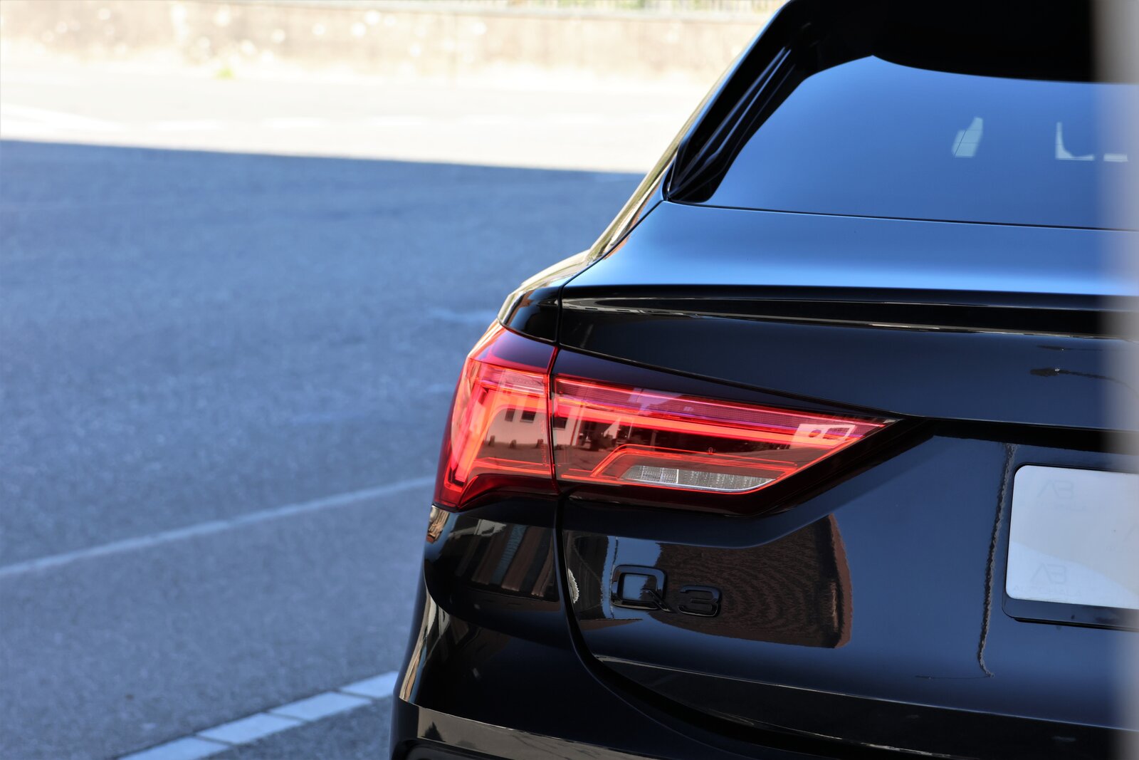 AUDI Q3 Sportback 35 TFSI S line Attraction S-tronic, Hybride Léger Essence/Électricité, Occasion / Utilisé, Automatique - 6