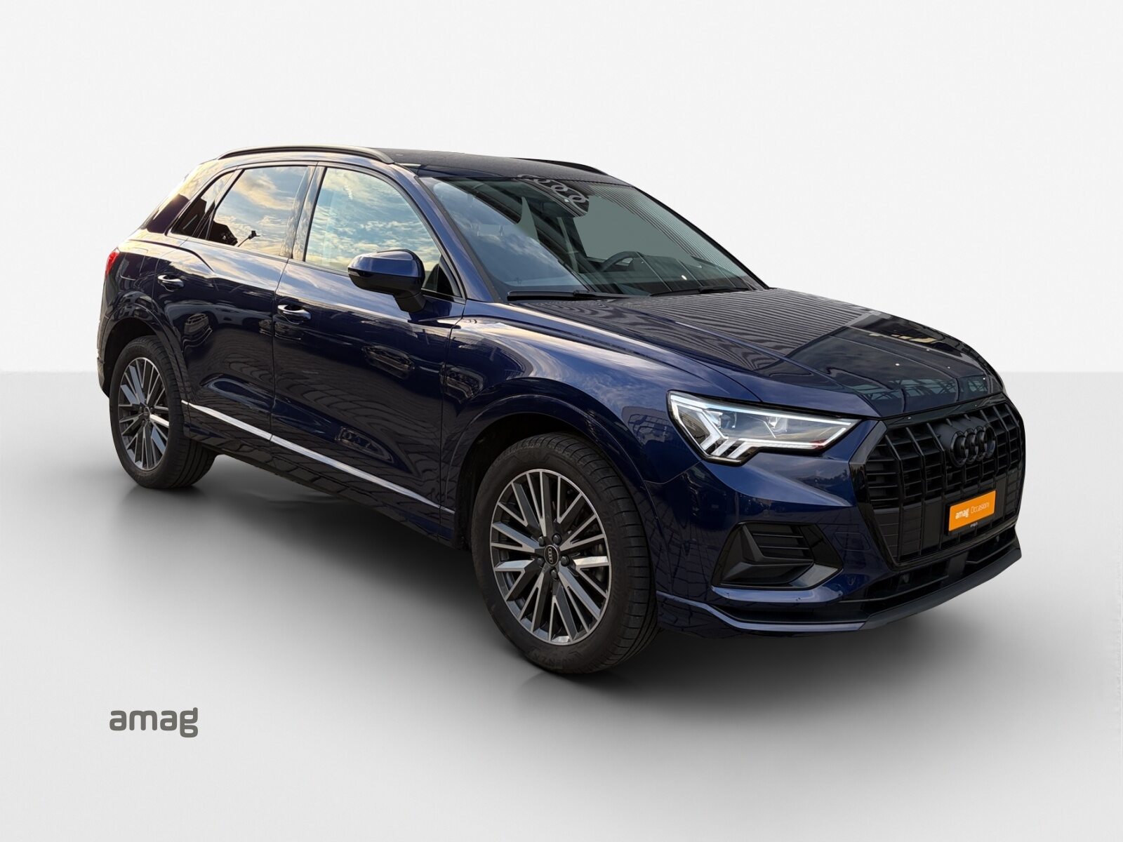 AUDI Q3 35 TFSI advanced Attraction, Petrol, Second hand / Used, Automatic - 6