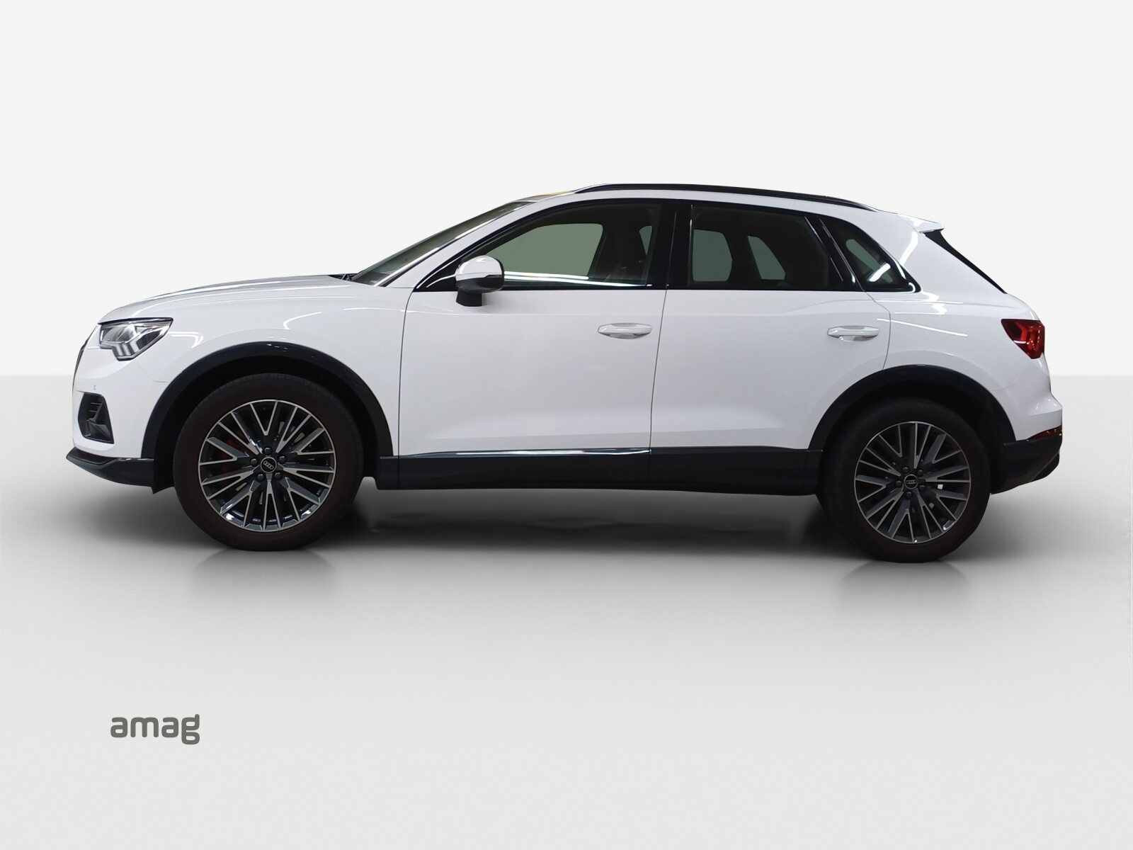 AUDI Q3 40 TFSI advanced, Benzina, Occasioni / Usate, Automatico - 2