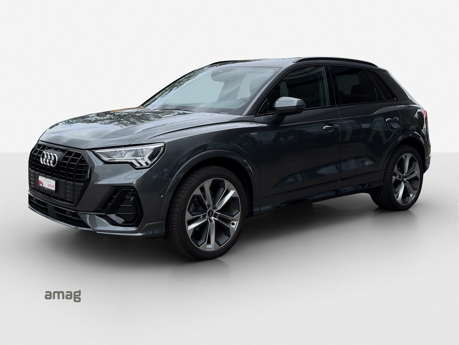 AUDI Q3 35 TFSI S line Attraction