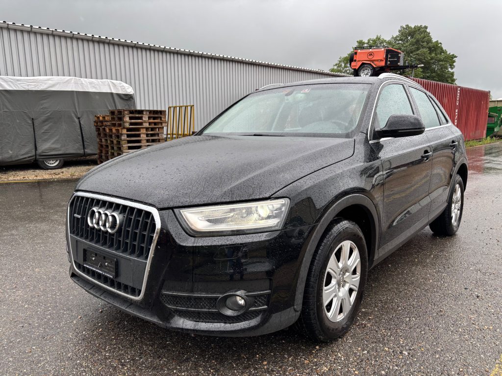 AUDI Q3 2.0TDI q.S-Tr., Diesel, Second hand / Used, Automatic - 7
