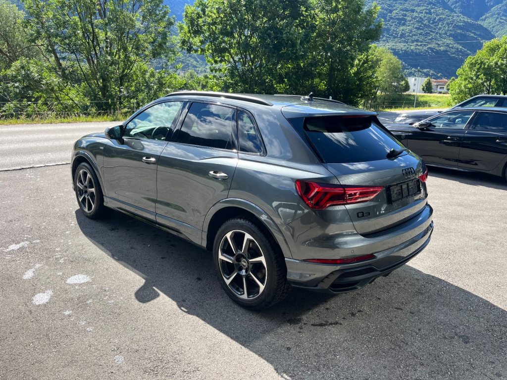 AUDI Q3 1.5 35 TFSI S line Attraction S-Tronic, Mild-Hybrid Benzin/Elektro, Occasion / Gebraucht, Automatik - 5