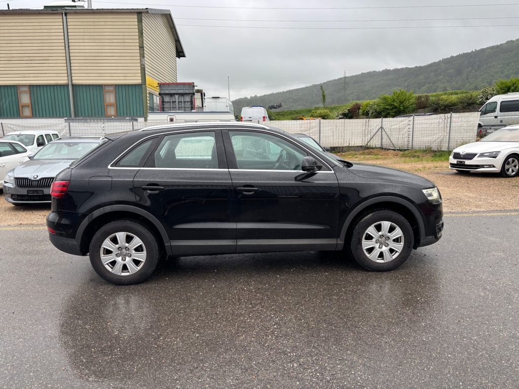 AUDI Q3 2.0TDI q.S-Tr., Diesel, Second hand / Used, Automatic - 5
