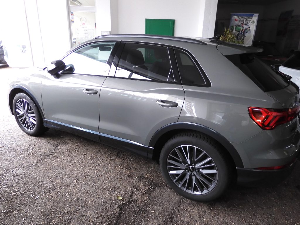 AUDI Q3 1.5 35 TFSI Advanced Attraction S-Tronic, Mild-Hybrid Benzin/Elektro, Occasion / Gebraucht, Automatik - 4