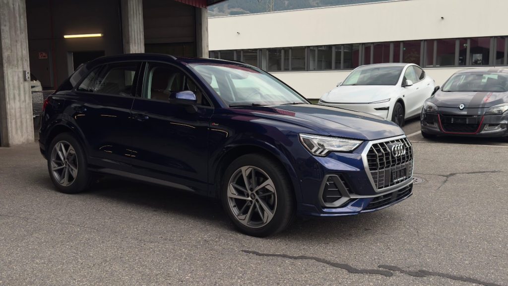 AUDI Q3 2.0 35 TDI S line quattro S-Tronic, Diesel, Occasion / Gebraucht, Automatik - 3