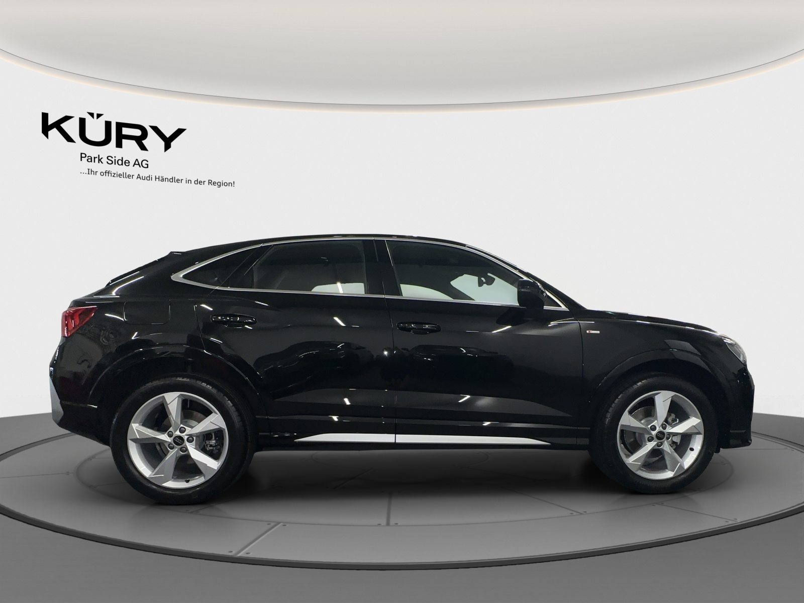 AUDI Q3 Sportback 35 TFSI S line Attraction, Essence, Voiture de démonstration, Automatique - 3